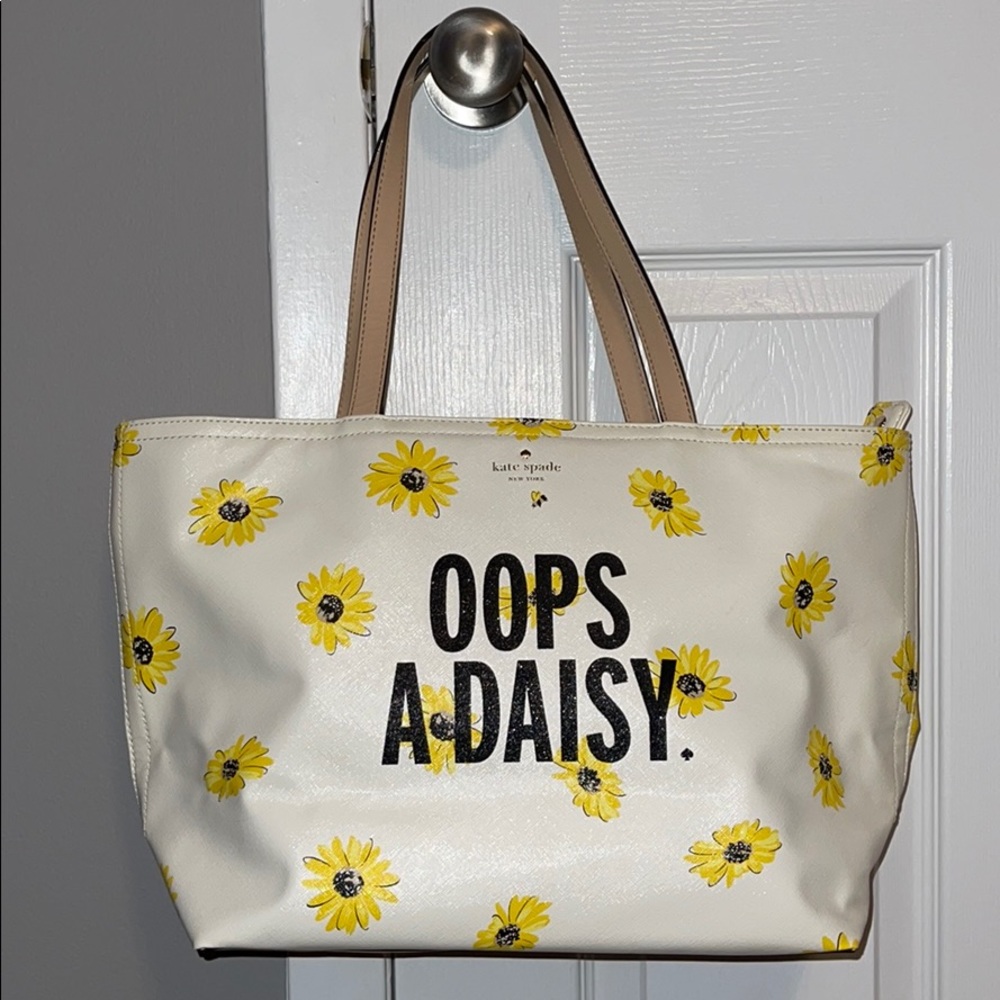 Kate Spade Shoulder Bag “Oops a Daisy”